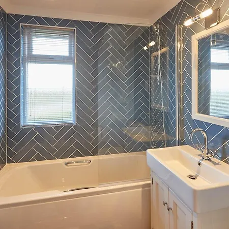 Host & - Salt & Seaweed Holiday home Runswick